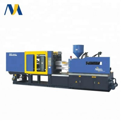 Plastic injection moulding machine